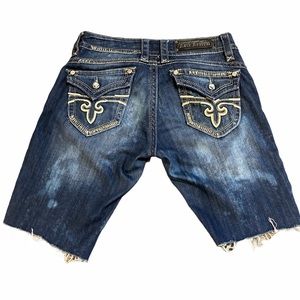 Rock Revival Shorts Size 29